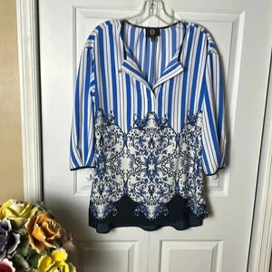 Multi design blouse,Vertical striped ,majolica like design NWOT A Vittadini